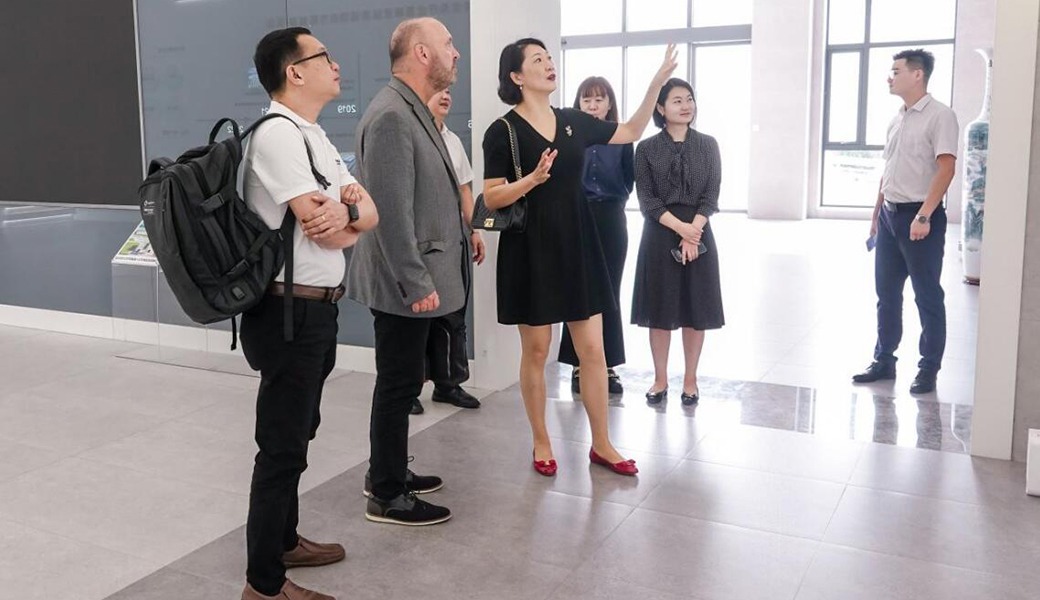 美國愛科集團（AGCO）到訪正大機電企業(yè)參觀交流